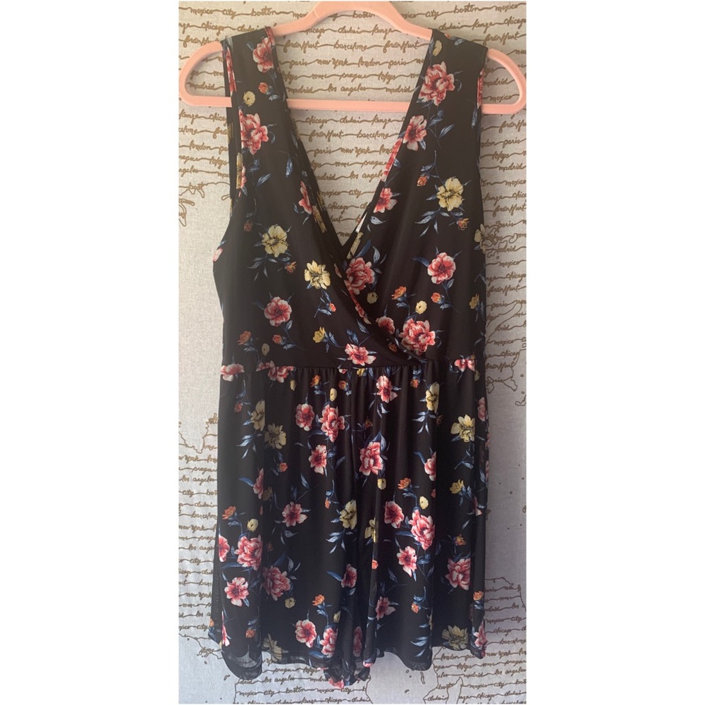 XHILIRATION floral romper